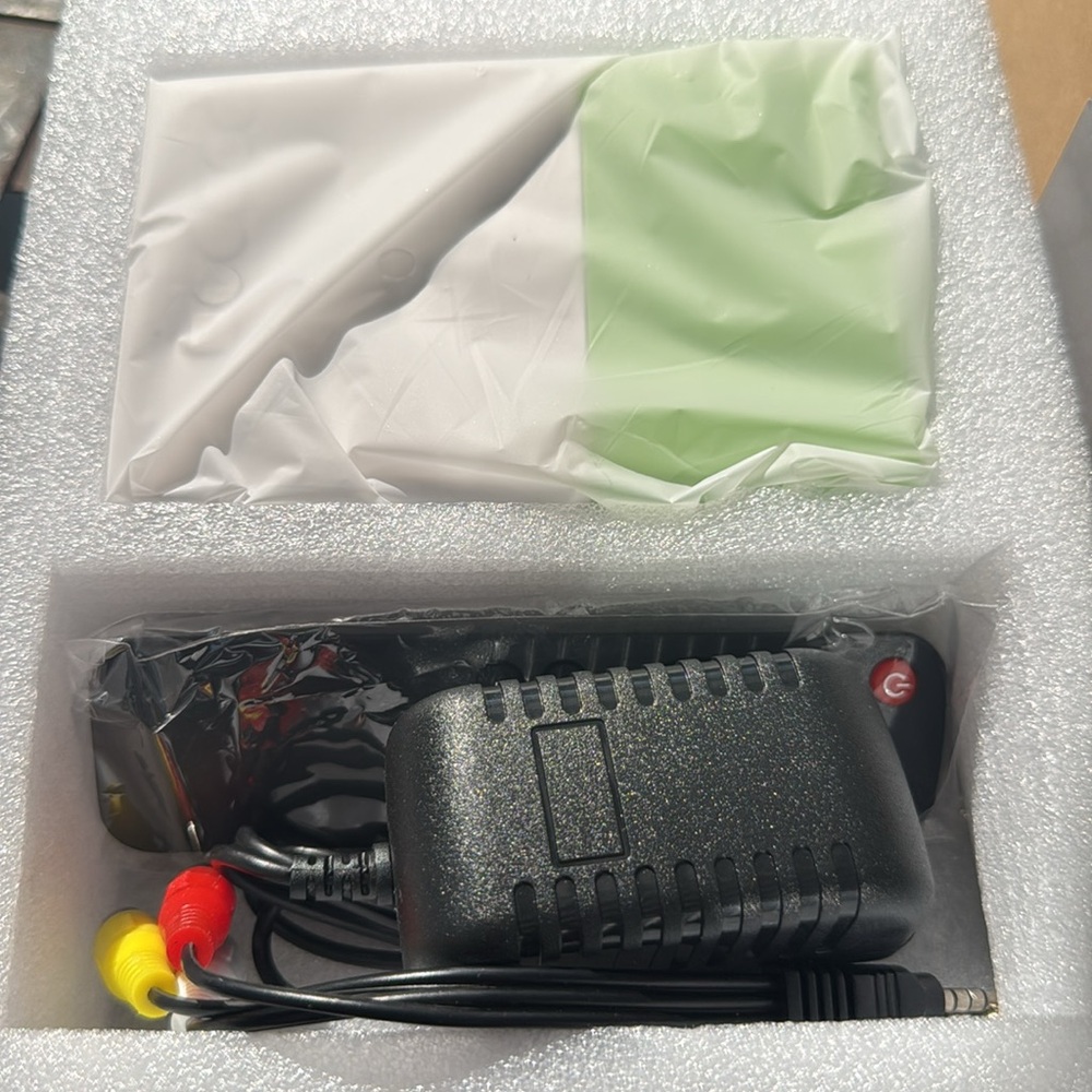 LED Projector for IOS and android - Picture 2 of 5
